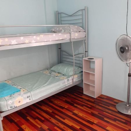 Homestay Idaman Tun Hussein - Harga Untuk 1 Rumah ,1 Bilik ,1 Bilik Air 4 Single Bed - Not Sharing Perai Dış mekan fotoğraf