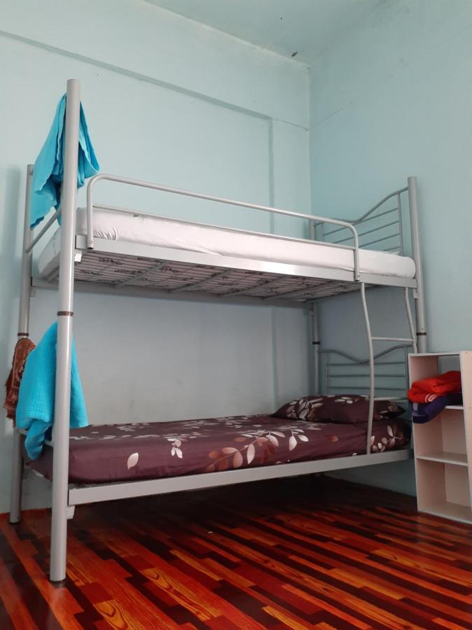 Homestay Idaman Tun Hussein - Harga Untuk 1 Rumah ,1 Bilik ,1 Bilik Air 4 Single Bed - Not Sharing Perai Dış mekan fotoğraf
