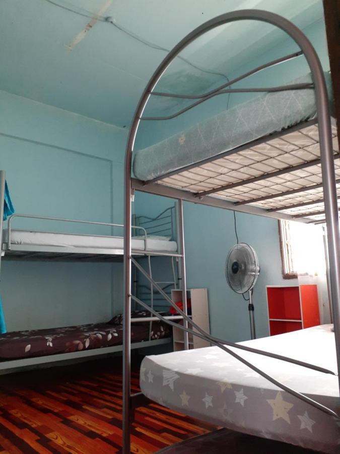 Homestay Idaman Tun Hussein - Harga Untuk 1 Rumah ,1 Bilik ,1 Bilik Air 4 Single Bed - Not Sharing Perai Dış mekan fotoğraf